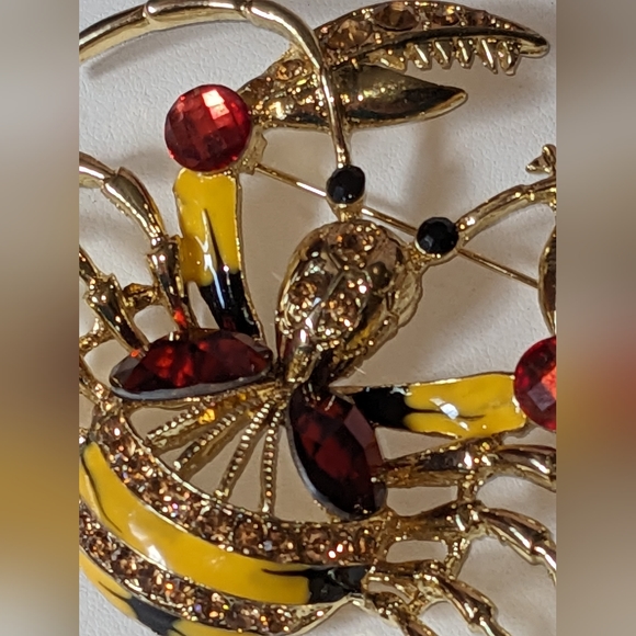 XL Crystal Encrusted Crab Estate Bling Brooch Pin - Picture 5 of 15